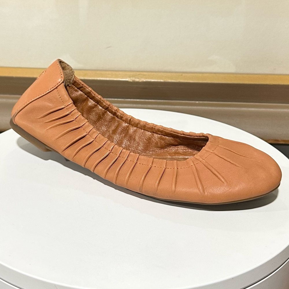 🌸LUCKY BRAND🌸 Erla Ballet Flat Orange Leather Flexible Flats Size: 7M - Picture 4 of 10